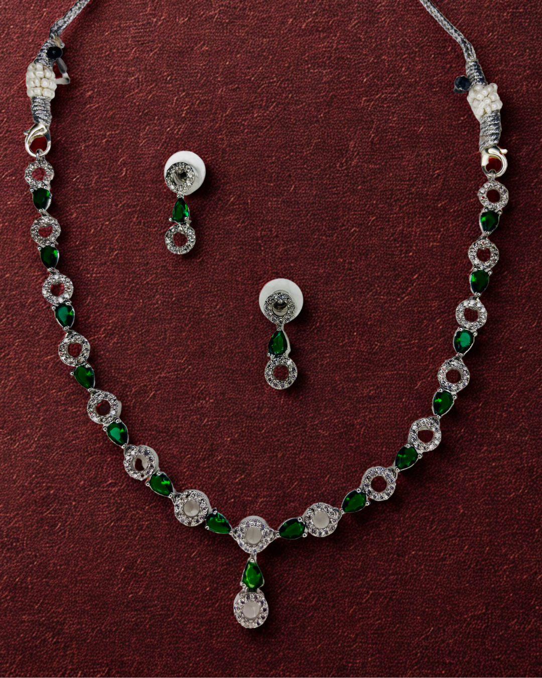 Elegant Black Teardrop AD Necklace Set