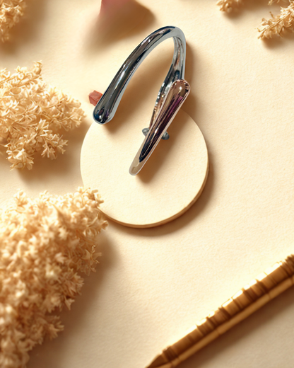 Duo Flow Cuff Bracelet's open-ended