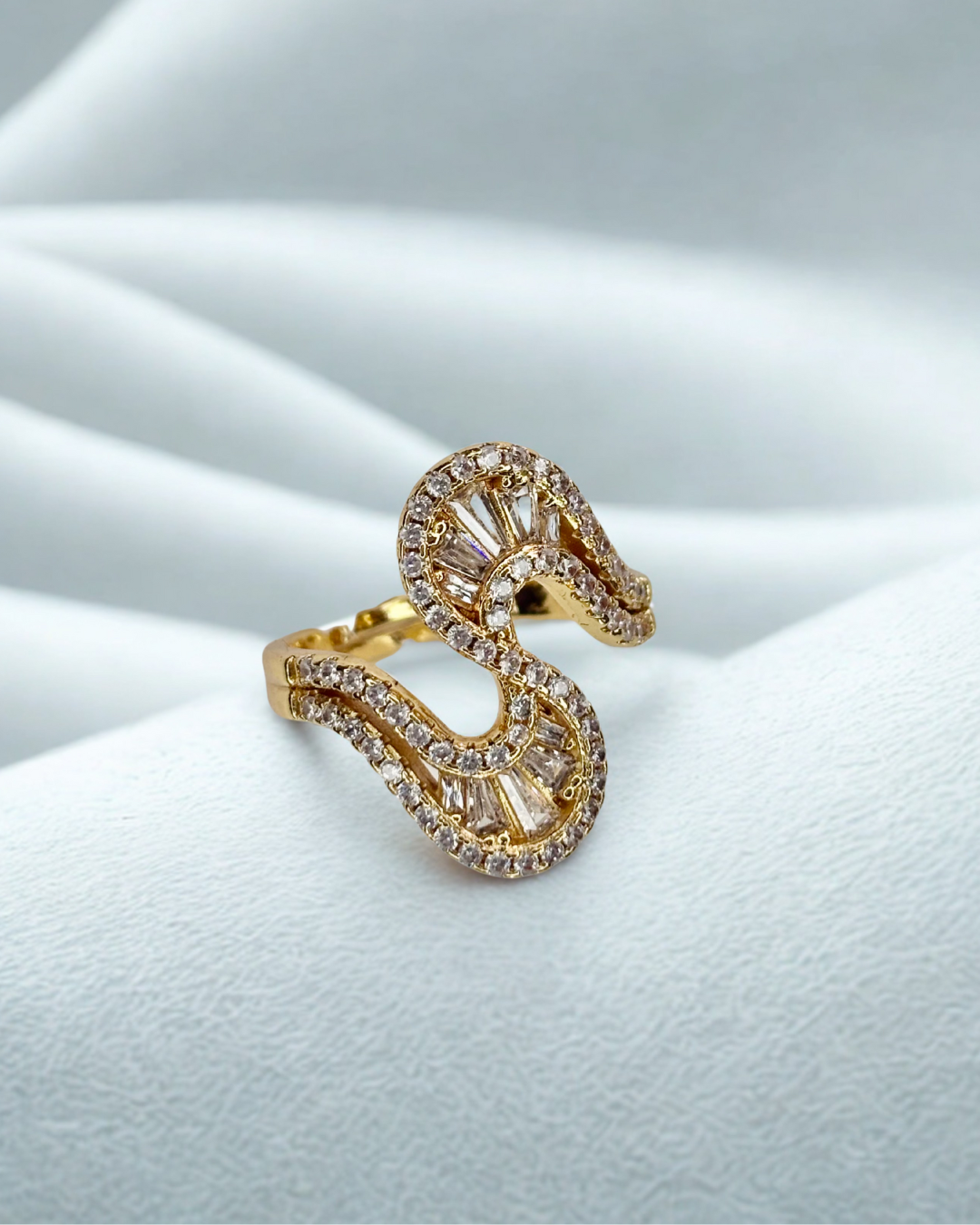 Swirl of Grace Korean Ring