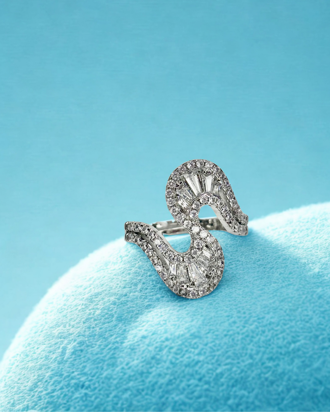 Swirl of Grace Korean Ring