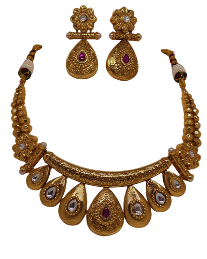 Royal Teardrop Temple Kundan Set