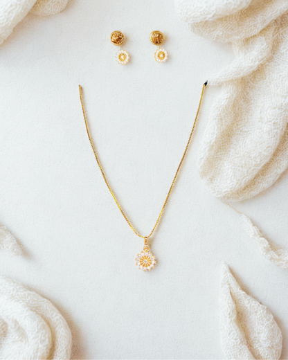 Sunbloom Sparkle Pendant Set