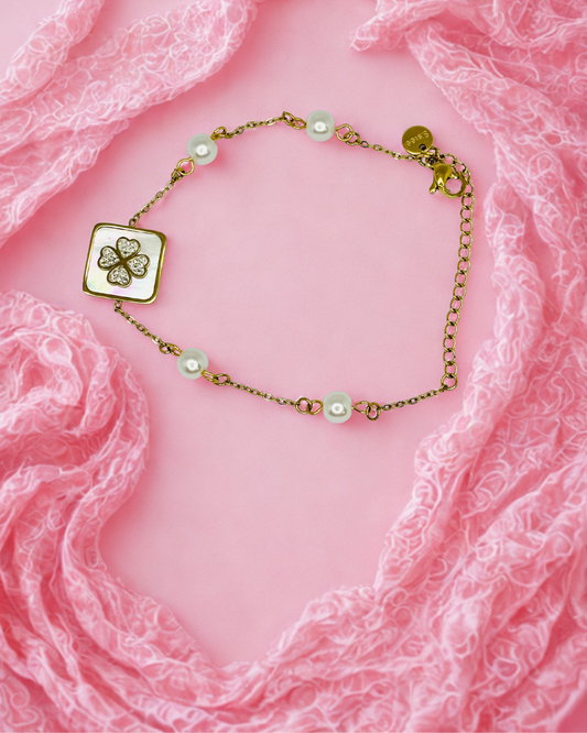 Pearl Clover Charm korean Bracelet