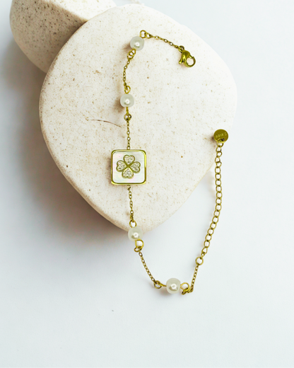 Pearl Clover Charm korean Bracelet