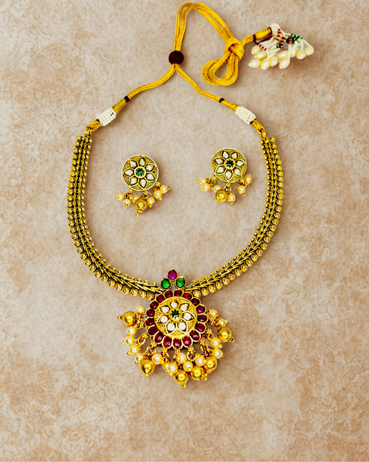 Rajwadi Blossom Kundan Set