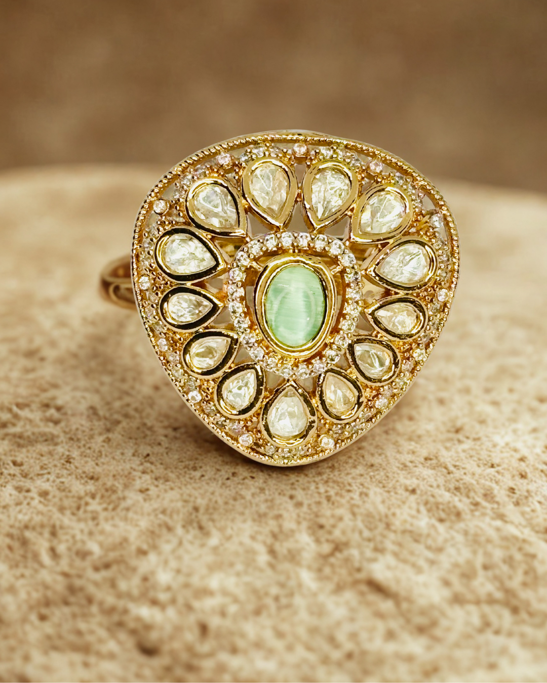Peacock Eye Kundan Box Ring