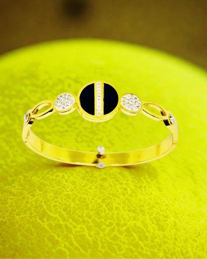 Black Enamel Circle Gold Korean Bracelet