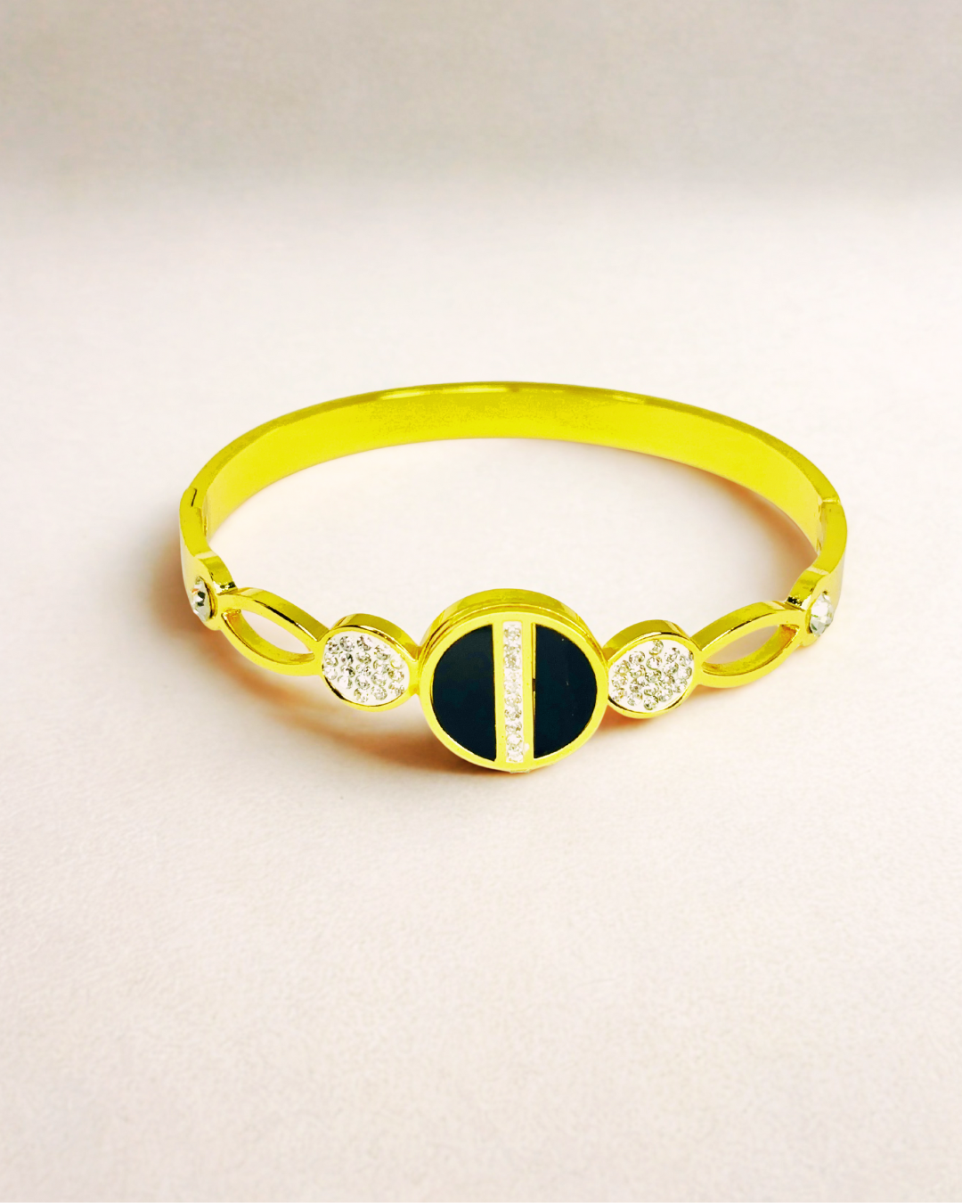 Black Enamel Circle Gold Korean Bracelet