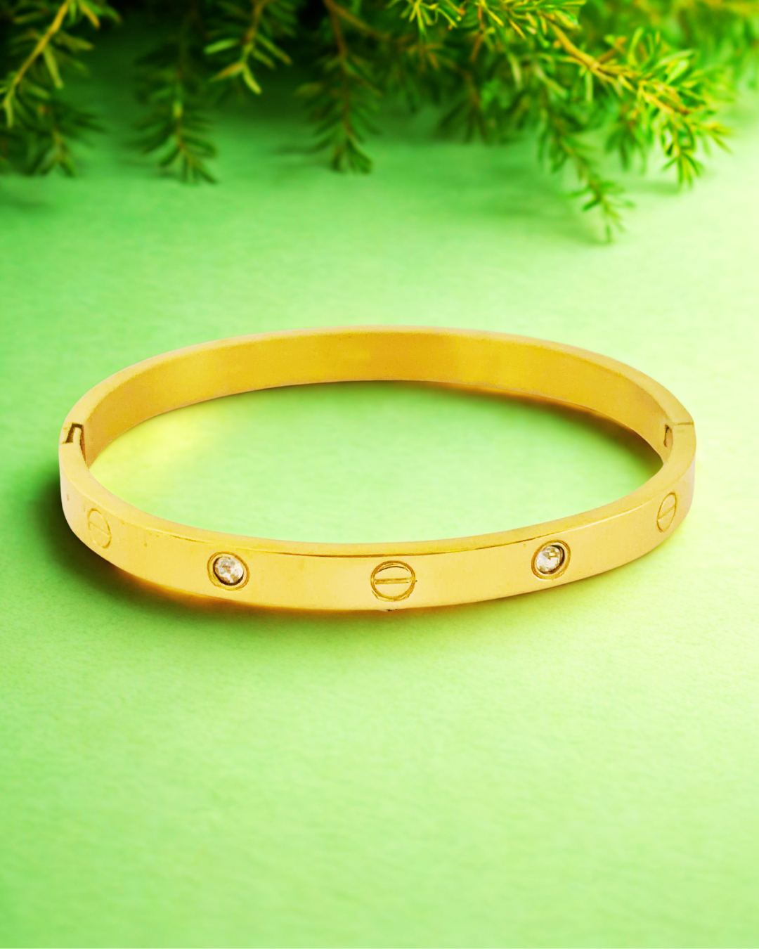 Classic Screw-Design Gold-Plated Korean Bracelet