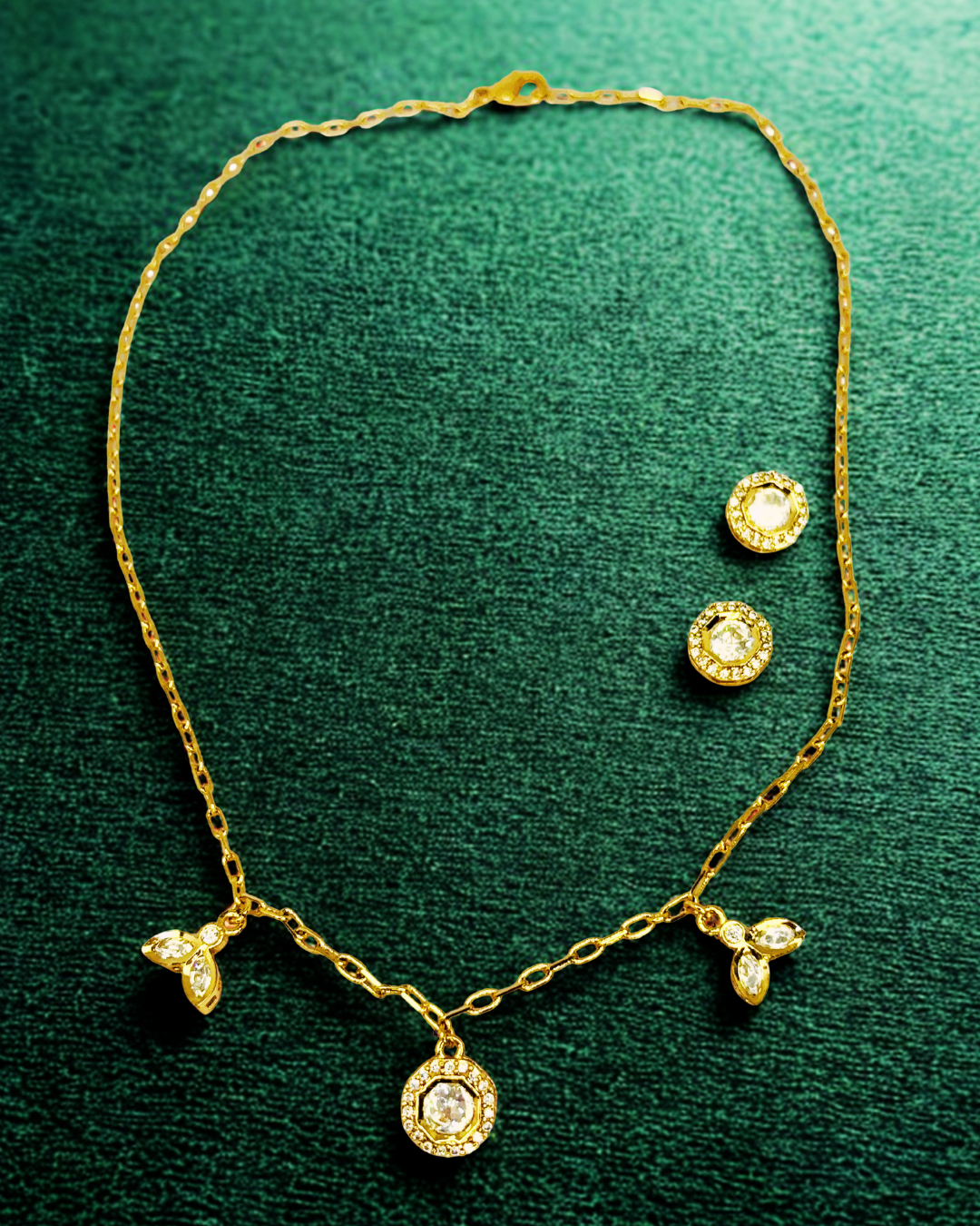 Leaf Charm Gold-Plated Necklace Kundan Set