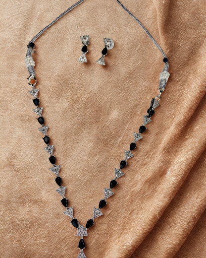 Emerald Spark Triangle AD Necklace Set