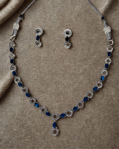 Elegant Black Teardrop AD Necklace Set