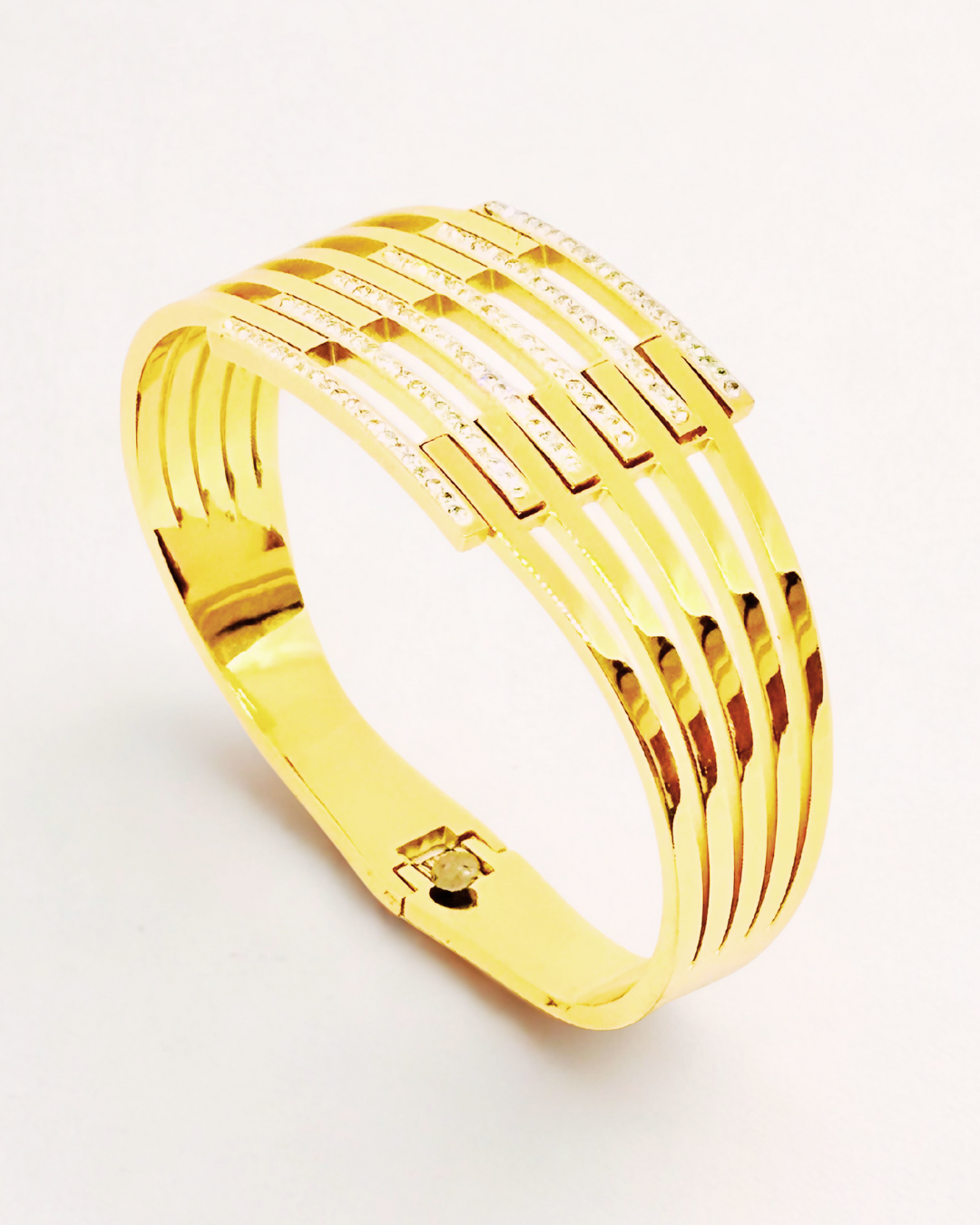 Elegant Gold-Plated Geometric Bracelet