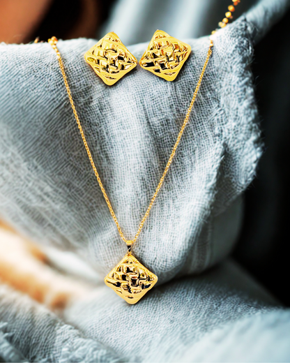 Golden Weave Elegance Korean Set