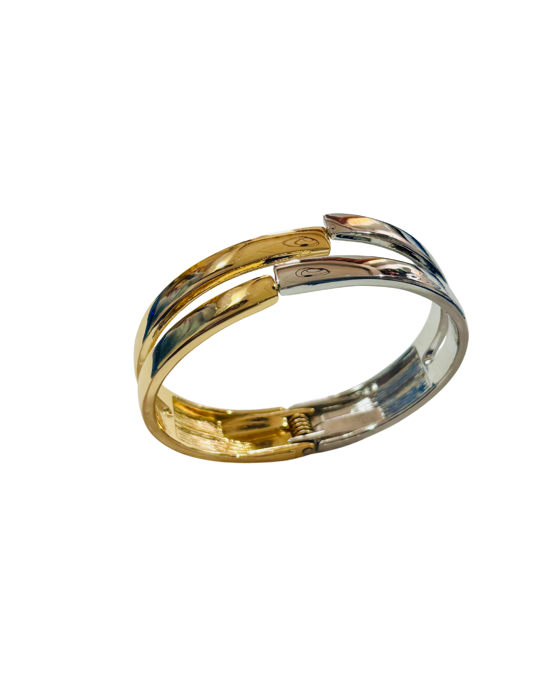 Eterna Twist Cuff Bracelet - Image 4