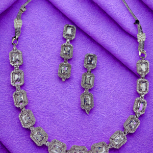 Emerald Elegance AD Jewelry Set